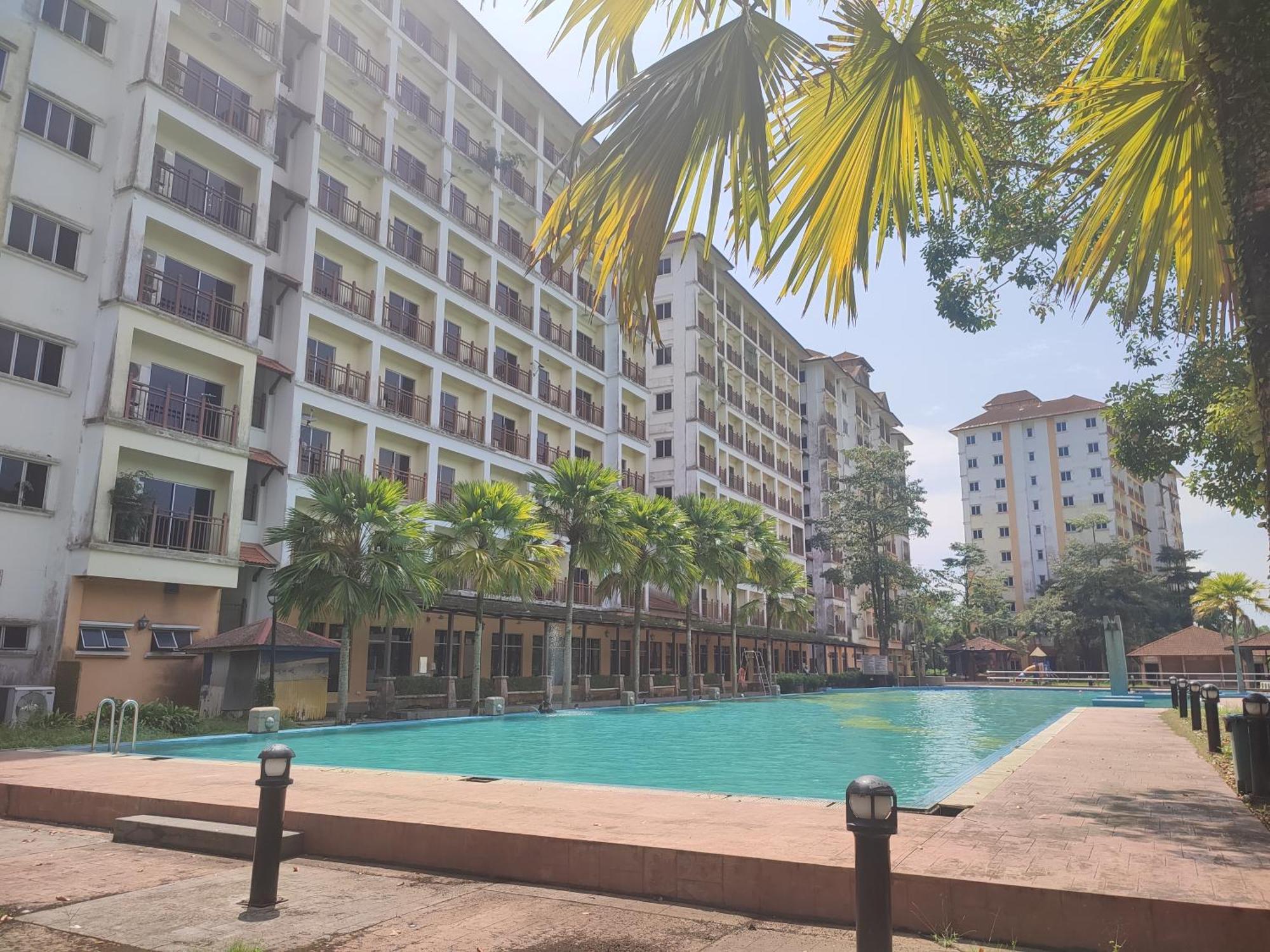 Sofea Inn Bukit Merah - Suria A7733 Kampong Selemat Exteriör bild