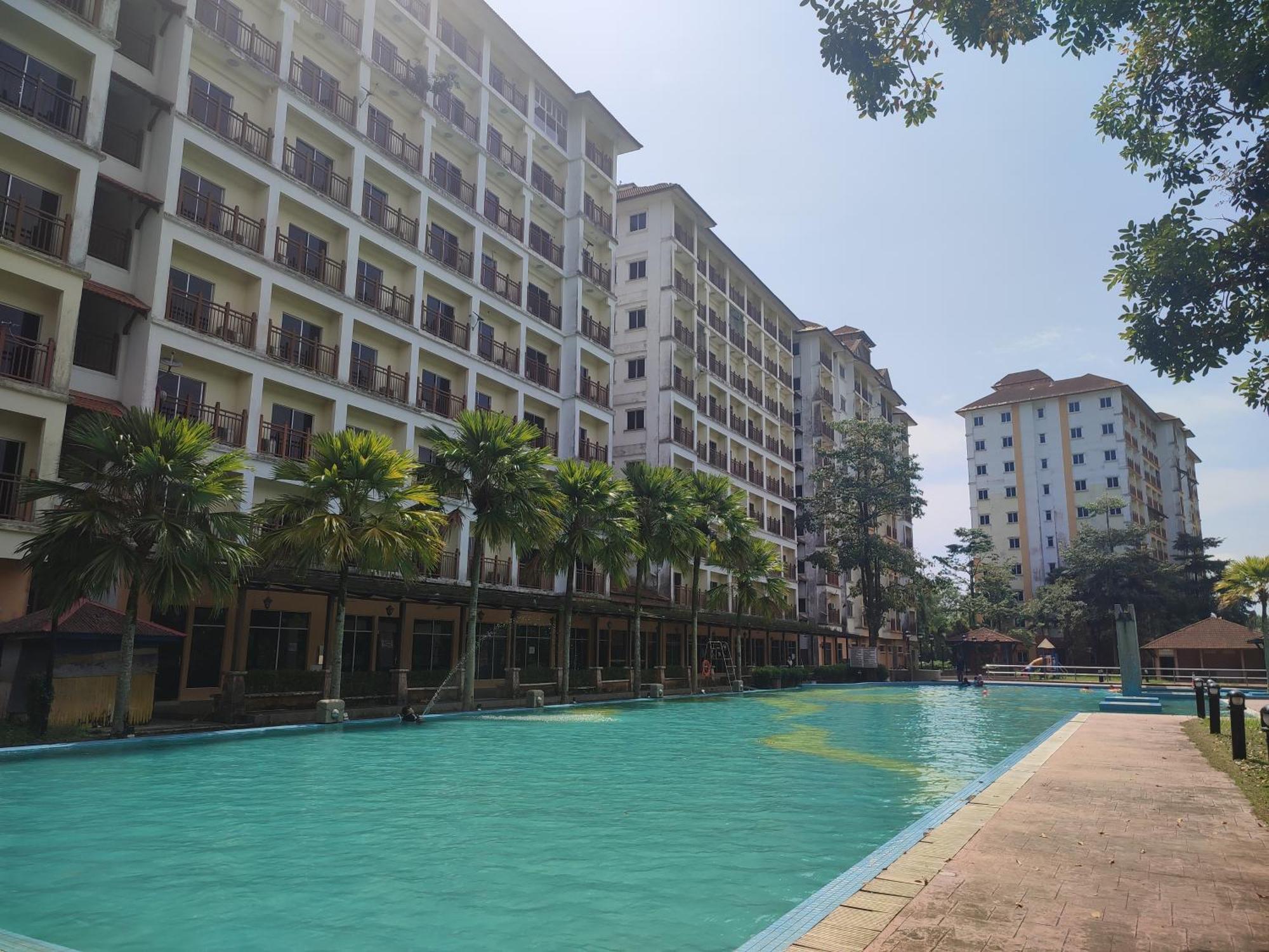 Sofea Inn Bukit Merah - Suria A7733 Kampong Selemat Exteriör bild
